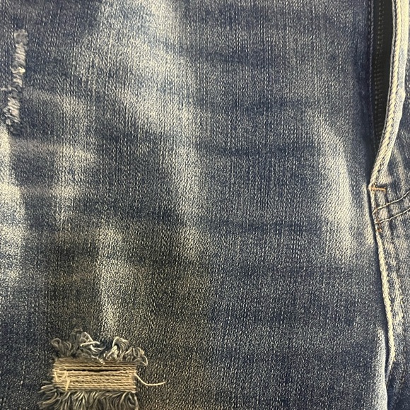 Risen 9/29 Straight Leg Ankle Distressed Jeans - Picture 2 of 10